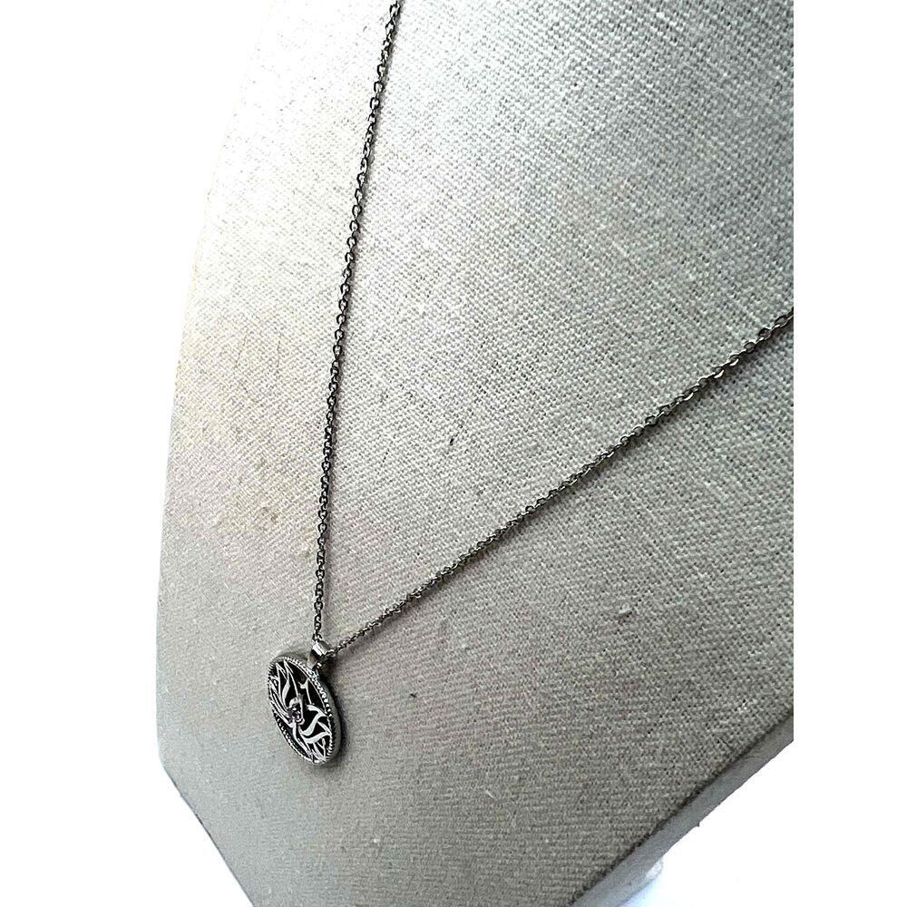 NEW Silver Abalone Shell Lotus Flower Round Pendant Necklace Womens - Picture 12 of 15